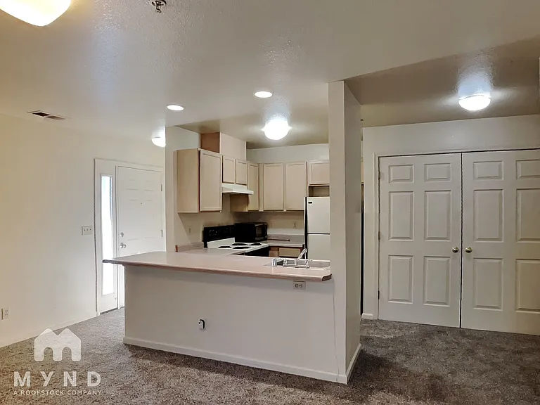 954 Berrum Ln #5-11 — Photo 4