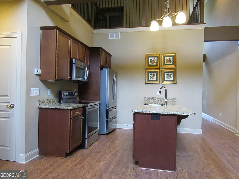 168 Village Dr — Photo 22