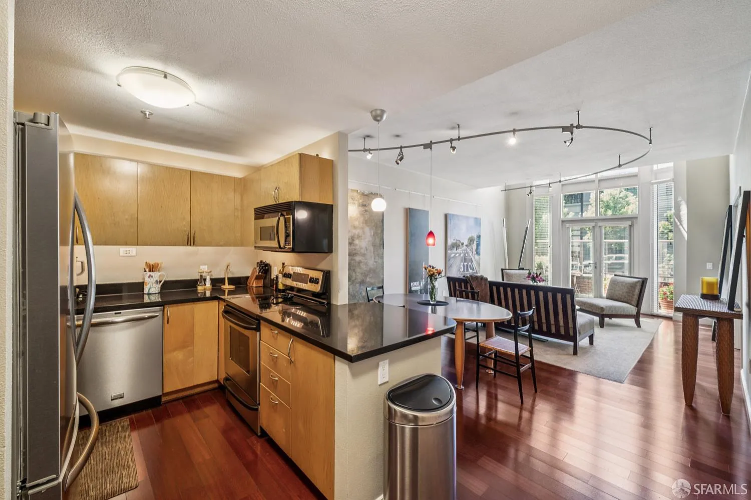 2 bed, 2.0 bath, 1325 sqft, $7,499 — Photo 1