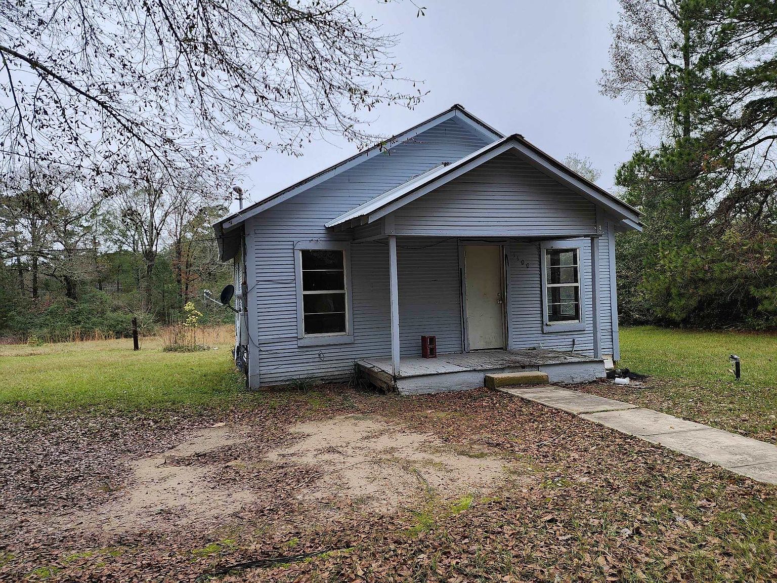 1001 S Garrett St, Center, TX 75935 Zillow