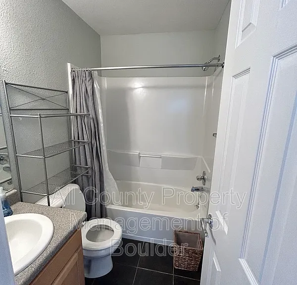 1405 S Broadway #310 — Photo 9