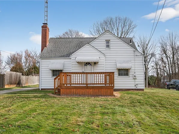 6410 Elmar Dr NW, North Canton, OH 44720