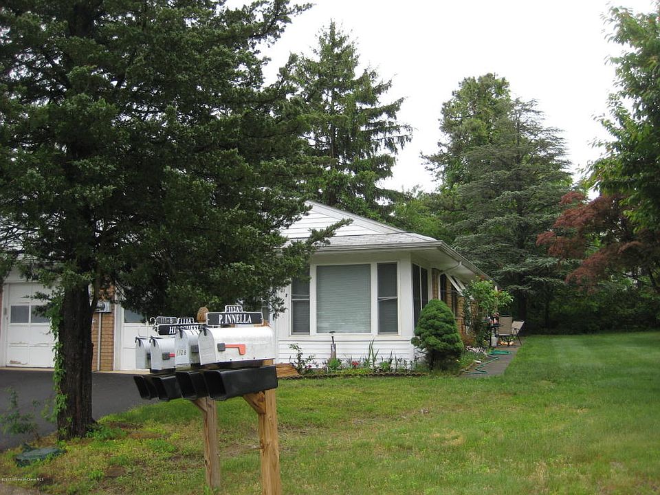1st image of 111 Fairway Ln #B