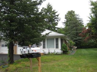 111 Fairway Ln #B, Whiting, NJ 08759