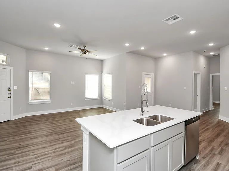 21014 Bay Village Dr #A — Photo 15