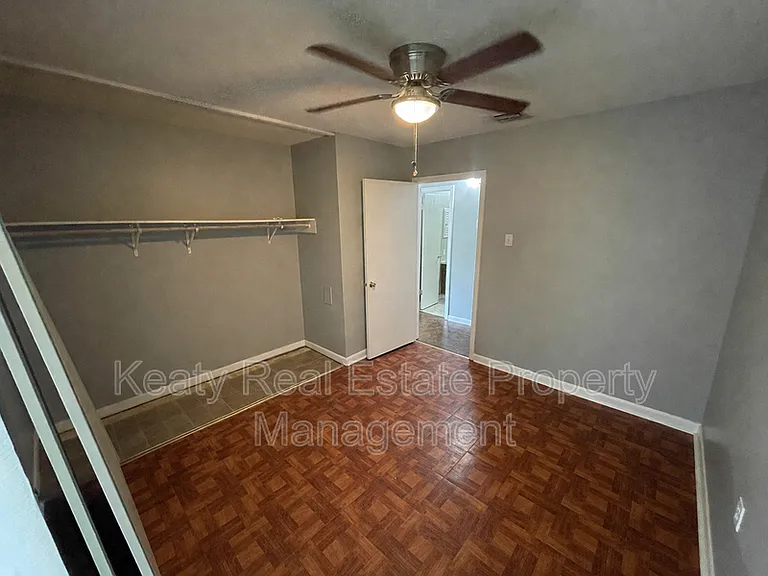 405 Fox Run Ave #2 — Photo 7