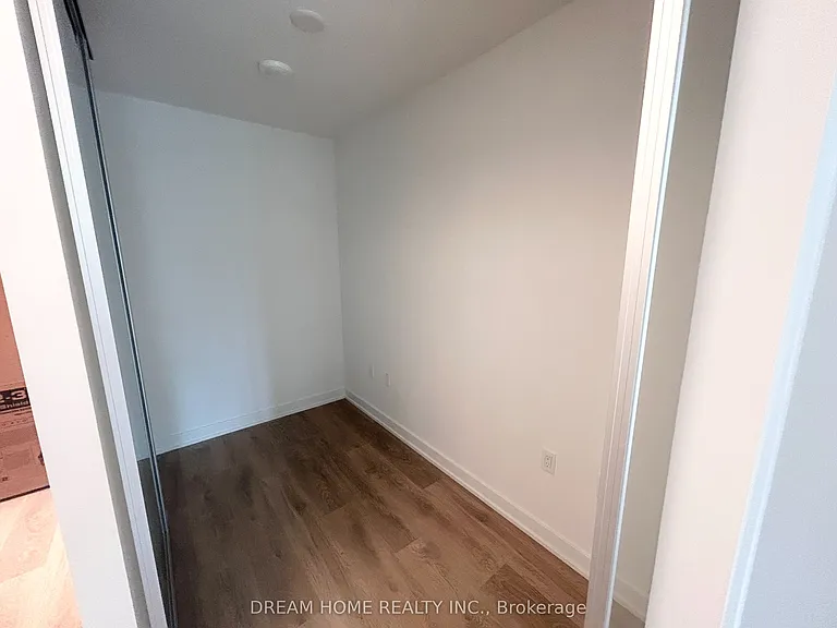 127 Broadway Ave #210 — Photo 10
