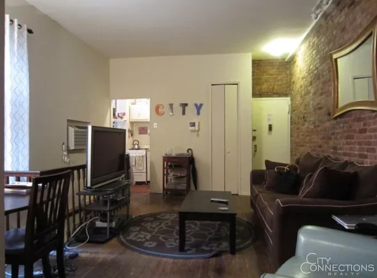 Rented by City Connections Realty | media 23