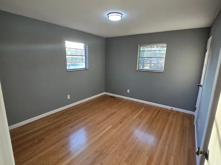 375 Fairfield Dr — Photo 12