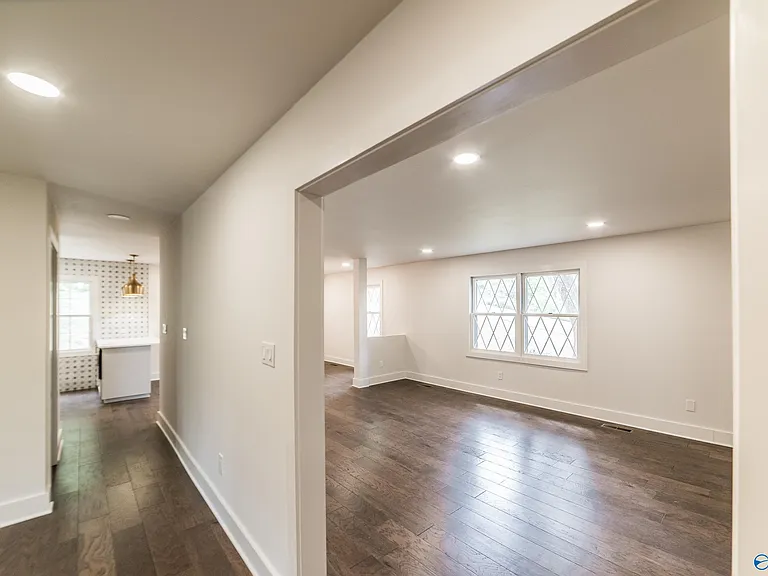 8013 Tea Garden Rd SE — Photo 22