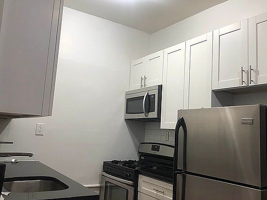 2nd image of 551 W 170th St #26B