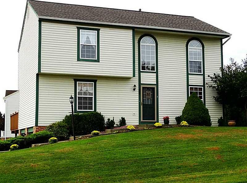 1st image of 504 Grandview Dr
