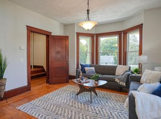 42 Baker Ave, Lexington, MA 02421