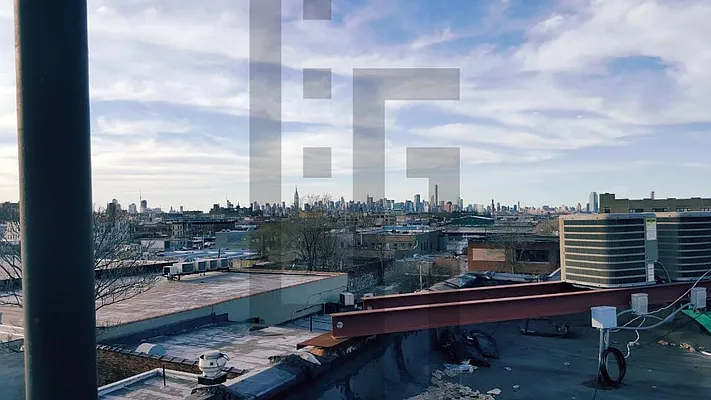 Rented by Loom Group | media 20