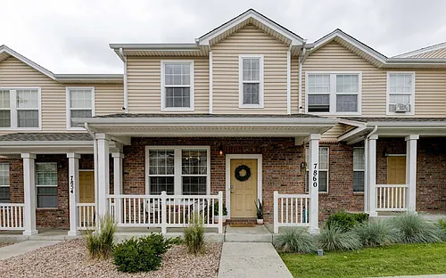 7860 Sandy Springs Point Photo 1