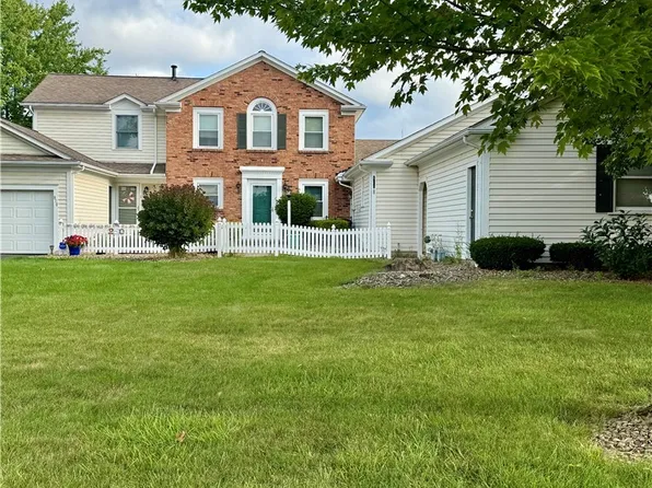 810 Kentwood Dr Unit 2, Boardman, OH 44512