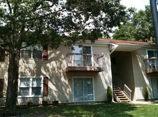 95 Club Pl, Galloway, NJ 08205