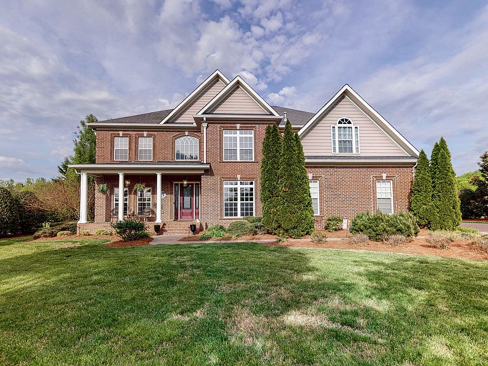 1st image of 2918 McLemore Cir