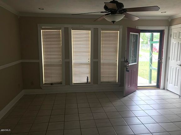 5th image of 5043 Maid Marion Dr