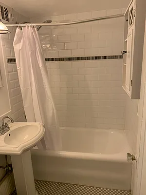 Rented by Tudor Realty | media 4