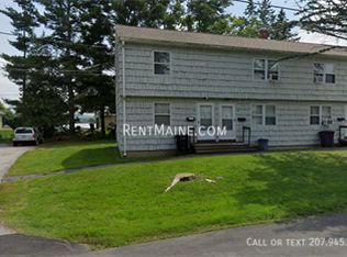 25 Yale St, Bangor, ME 04401