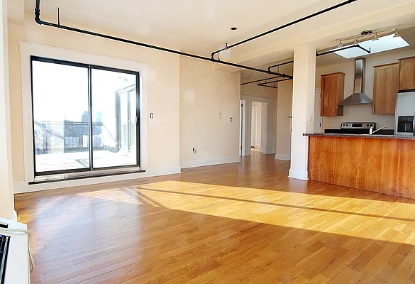 Rented by MNS | media 41