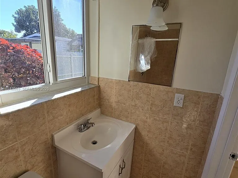 15764 SW 303rd Ter — Photo 9
