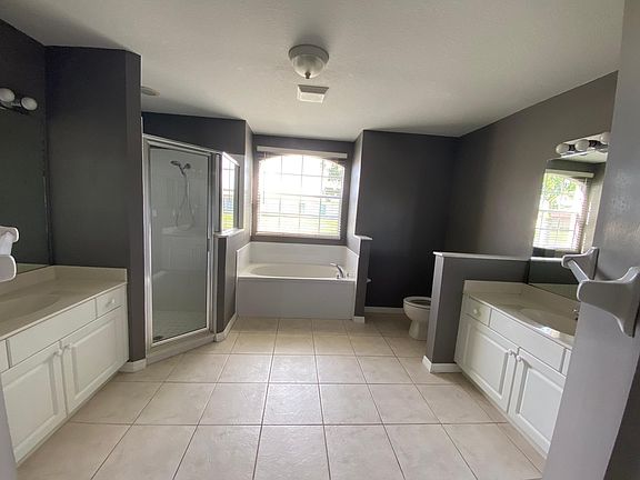 4th image of 3642 SW Conibear St