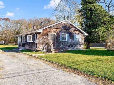 17 Central Avenue, East Quogue, NY, 11942