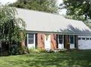 6184 Deerfield Dr, Farmington, NY 14425