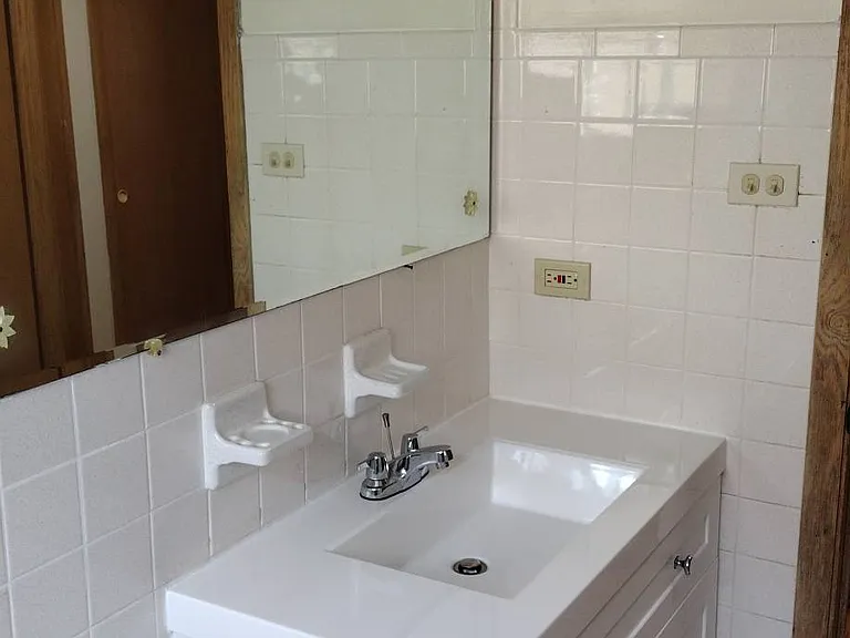10126 S Pulaski Rd #2E — Photo 17
