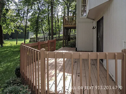 15715 Beverly St — Photo 31