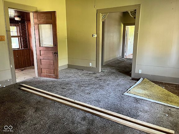 3rd image of 8109 E County Road 400 N