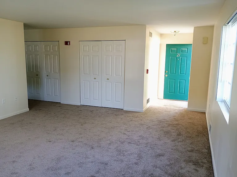 8936 Sheridan Rd #19 — Photo 5