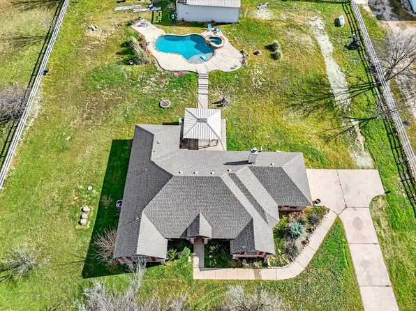 13616 Bates Aston Rd, Haslet, TX 76052