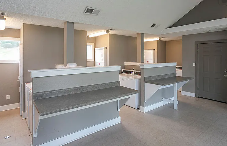 Residences at Glenview Reserve Apartment Homes — Photo 27