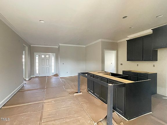 2nd image of 216 Wildwood Ln