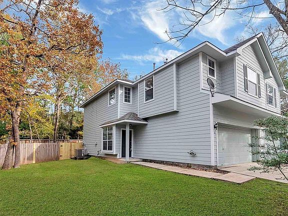 The premium cul-de-sac lot provides a lot of separation from the next townhome