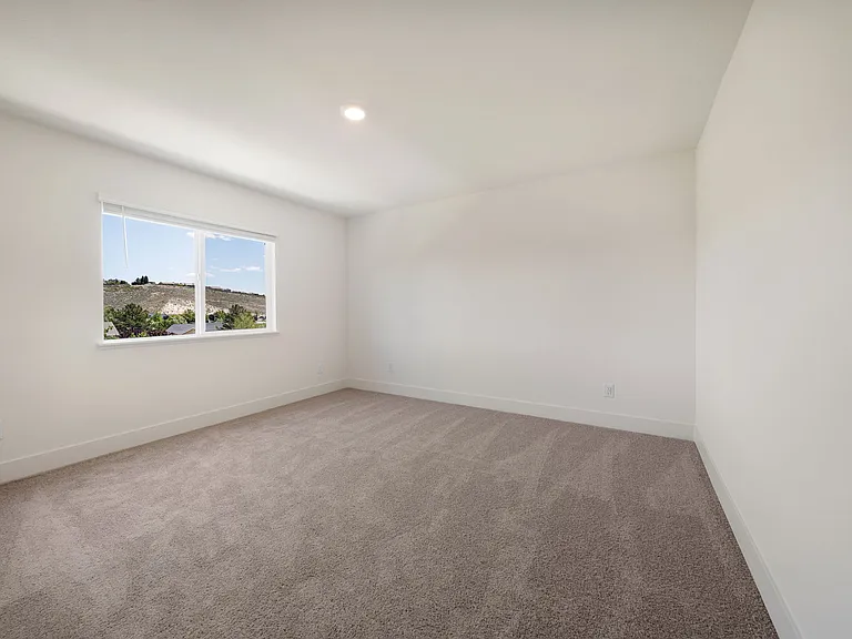 1594 Grazer Way — Photo 16