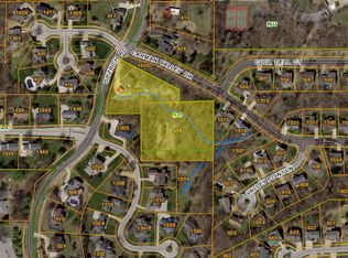 440 Dietrich Rd, Ballwin, MO 63021