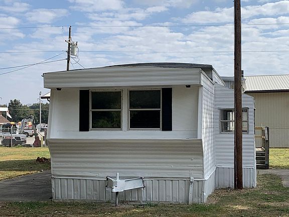 2nd image of 1709 Beverly Dr