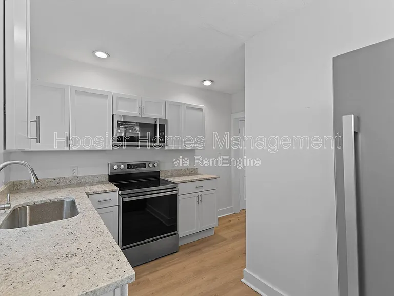 2918 Ruckle St — Photo 8