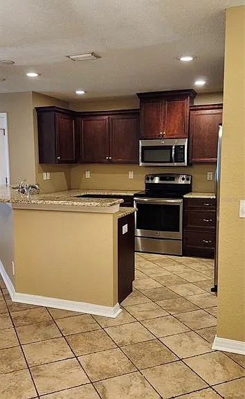 2914 Royal Tuscan Ln — Photo 5