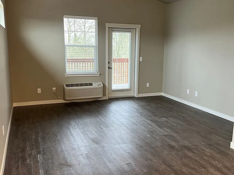 Eagle Pointe Apartments- Resort-Style Living in Albany — Photo 94