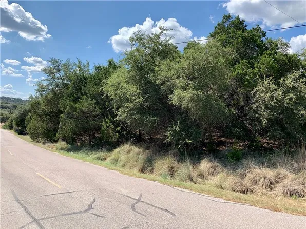 210 Cowal Dr S, Spicewood, TX 78669