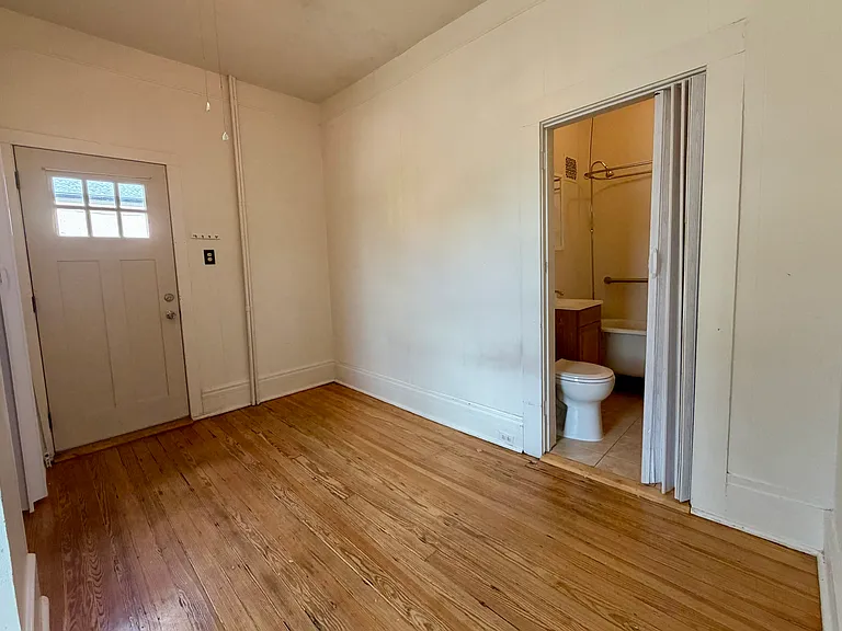 529 N Weber St #1 — Photo 5