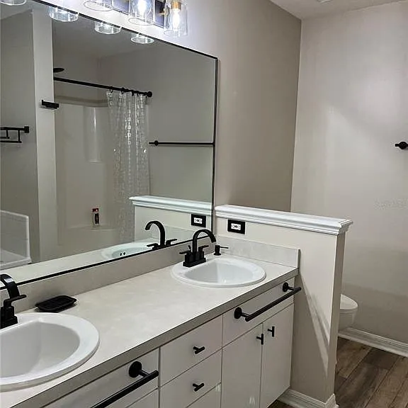6845 SW 81st St — Photo 5