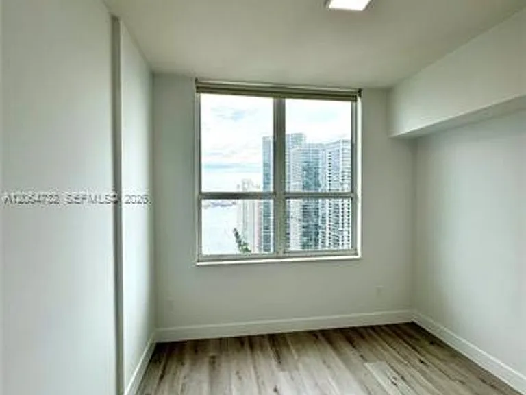 31 SE 5th Street Cu #4214 — Photo 10