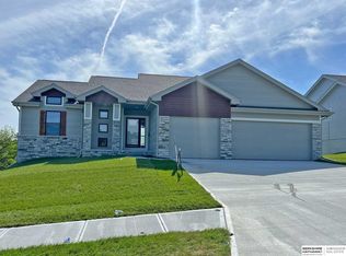 3001 N 165th Ave, Omaha, NE 68116