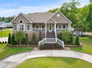 6068 Apache Dr, Kiln, MS 39556